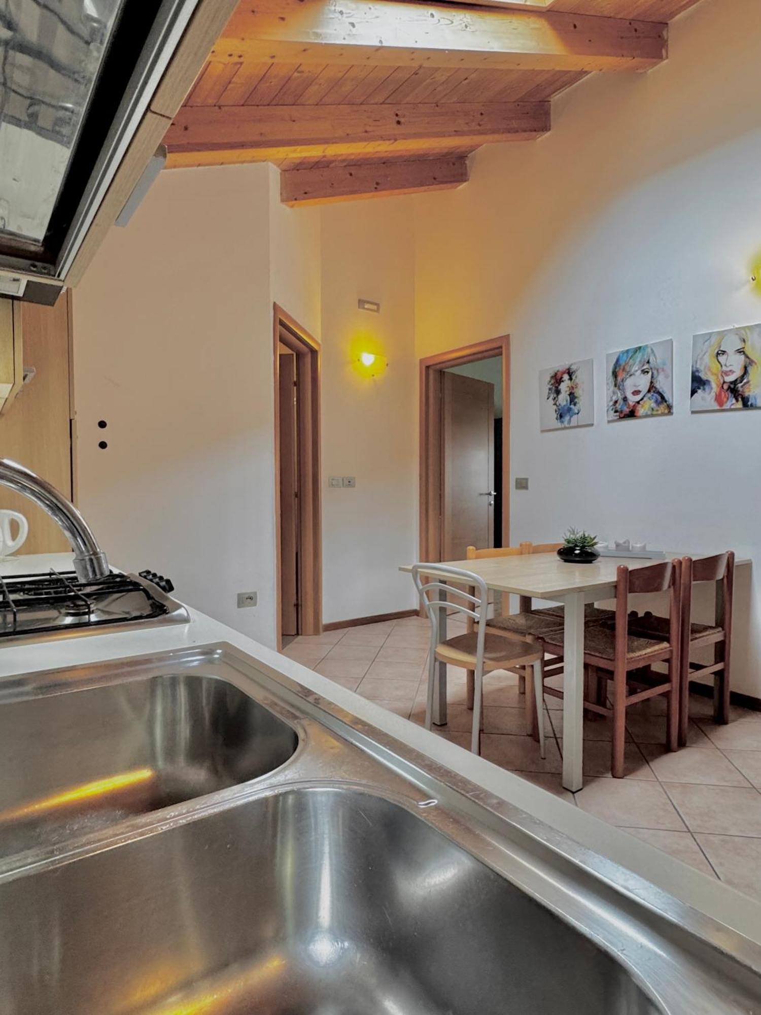 Sweet Spot Aparthotel Рива дел Гарда Екстериор снимка